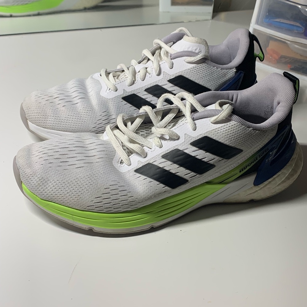 Adidas running shoes👟